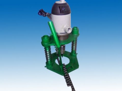 點擊查看詳細信息<br>標題：開孔機 閱讀次數(shù)：3190